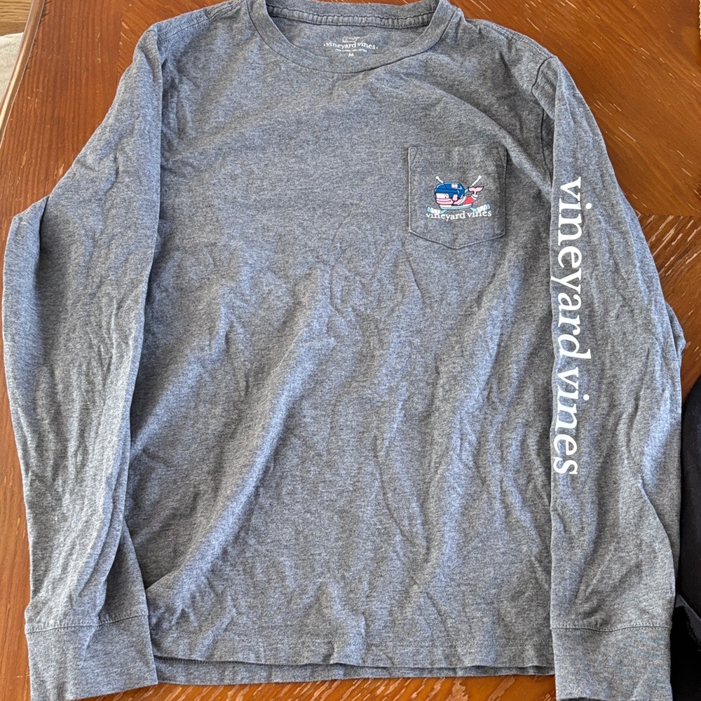 Vineyard Vines Hockey Long Sleeve Tee